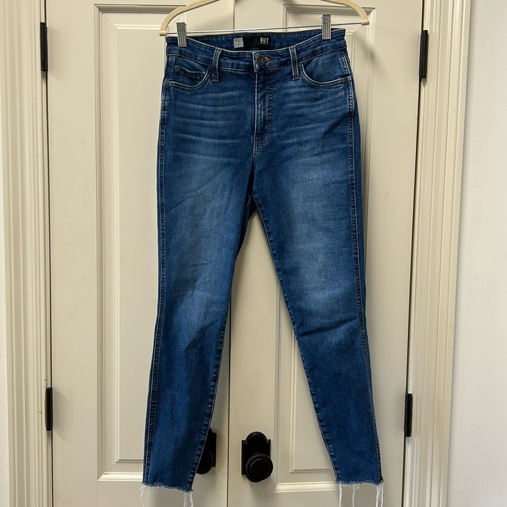 KUT from the Kloth frayed hem skinny jeans size 4